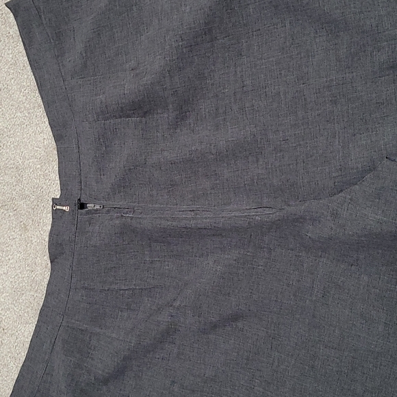 Custom tailored women's trousers - Picture 4 of 4